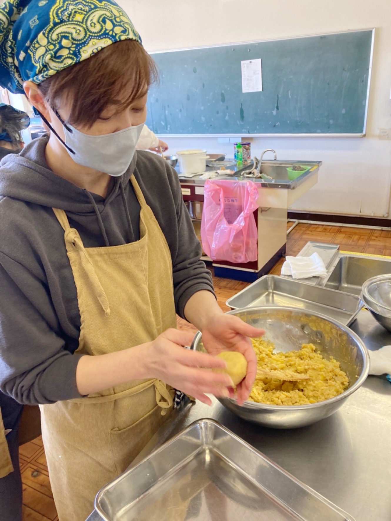 子ども食堂「向日葵の家®」